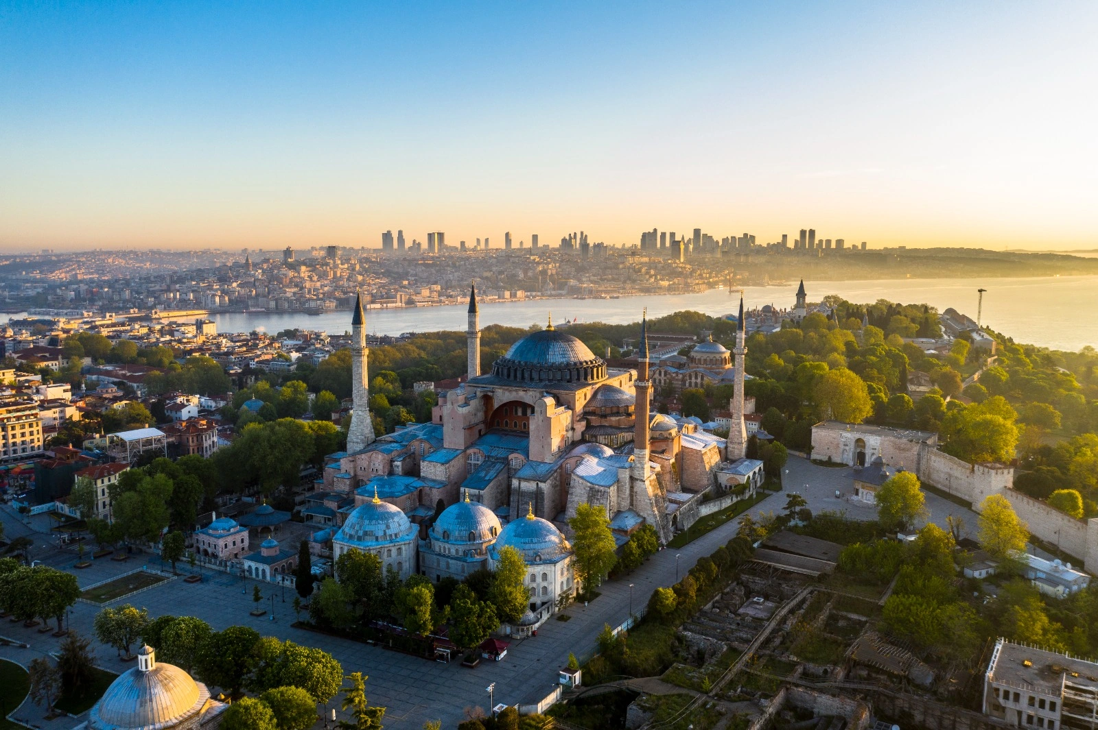 Türkiyəyə turizm tələbi yüksək səviyyədə qalmaqda davam edir - FOTO