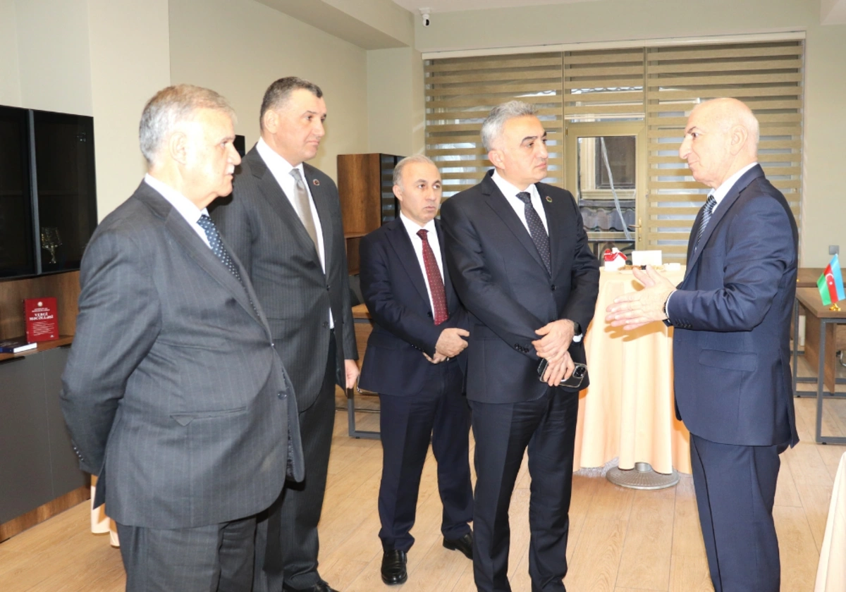 Azərbaycanda fəaliyyət göstərən vəkil bürolarının sayı 144-ə çatdı - FOTO