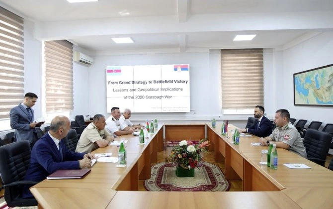 Serbiya Müdafiə Nazirliyinin nümayəndə heyəti Azərbaycanda səfərdə olub - FOTO