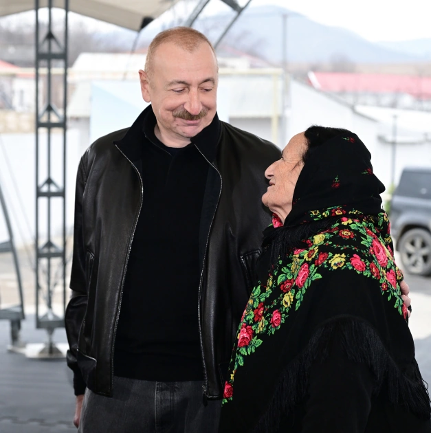 Prezident Ağdərənin Aşağı Oratağ, Çıldıran, Heyvalı və Çapar kəndlərinin sakinləri ilə görüşüb - FOTO