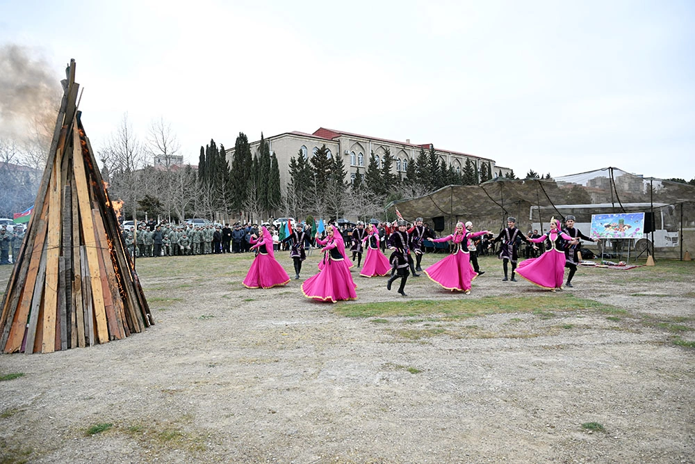 Azərbaycan Ordusunda bayram tədbirləri keçirildi - FOTO/VİDEO