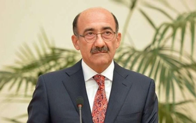 Sabiq nazirin əsl soyadı üzə çıxdı - FOTO