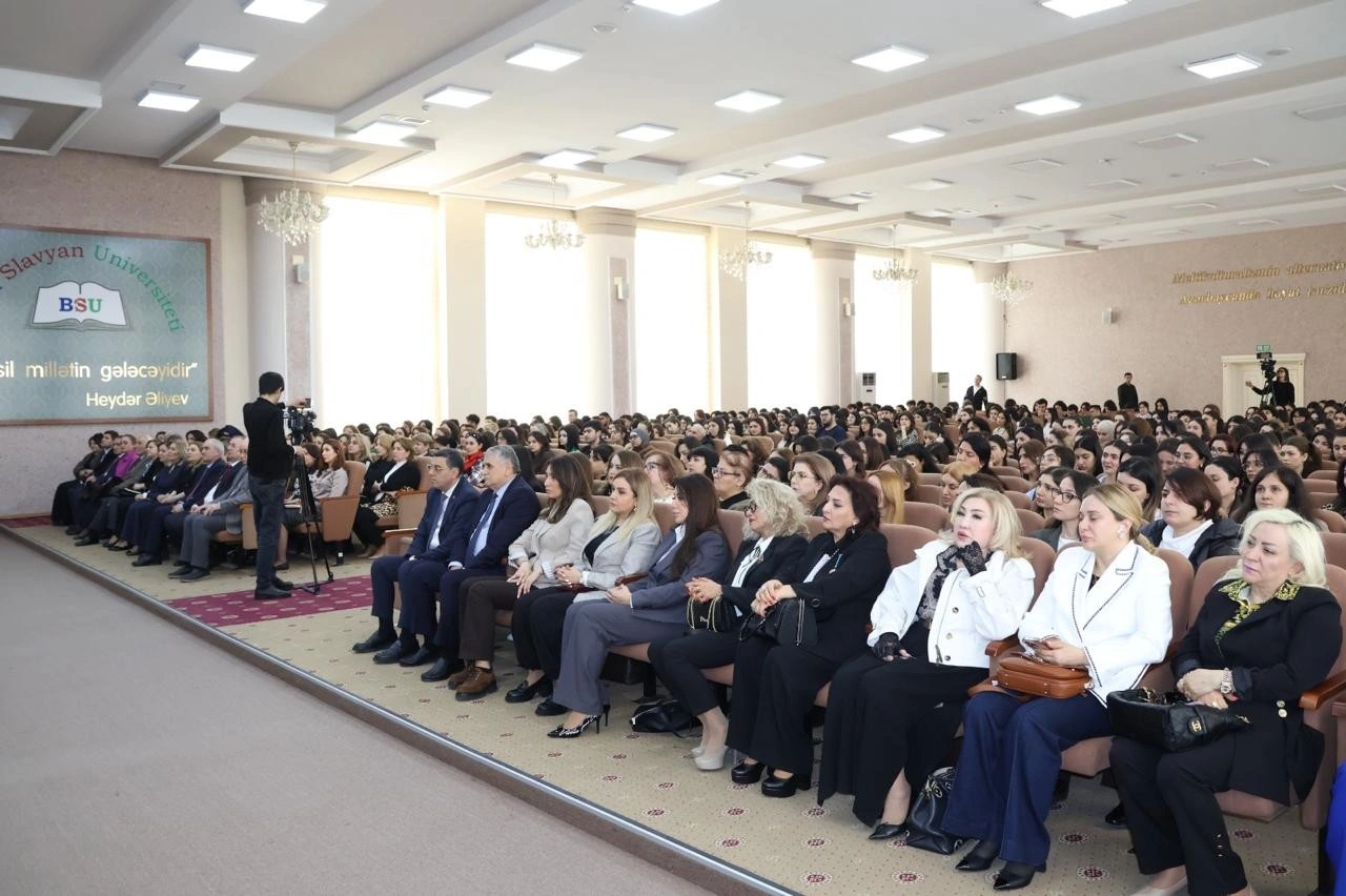 BSU-da Birləşmiş Millətlər Təşkilatının sülh elçisi ilə görüş keçirildi - FOTOLAR