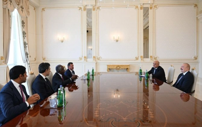Prezident “Global Infrastructure Partners” şirkətinin rəhbərini qəbul etdi - FOTOLAR