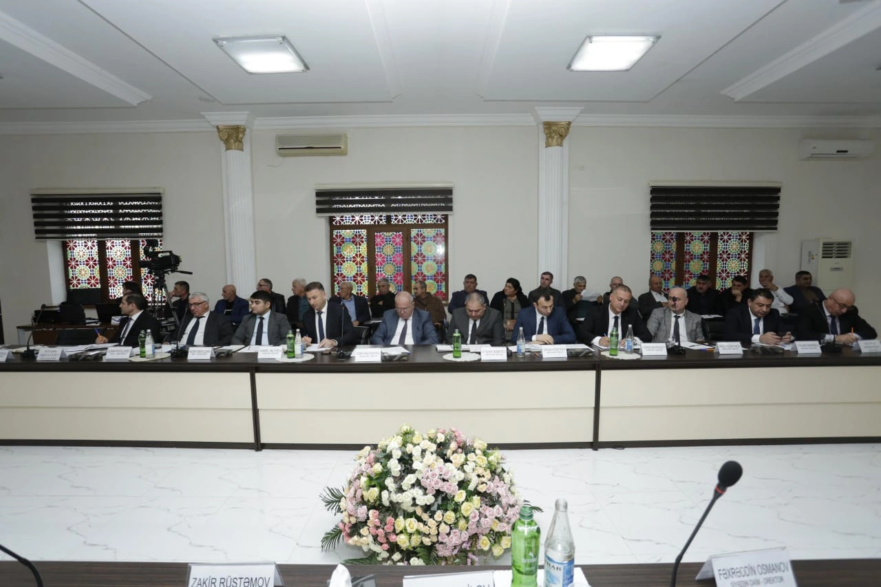 Sudan səmərəli istifadənin təkmil üsullarımın tətbiqi mövsusunda geniş tərkibli iclas keçirildi - Fotolar