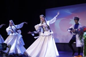 Şuşa Dövlət Teatrında Sabir Rüstəmxanlı poetik rüzgarı