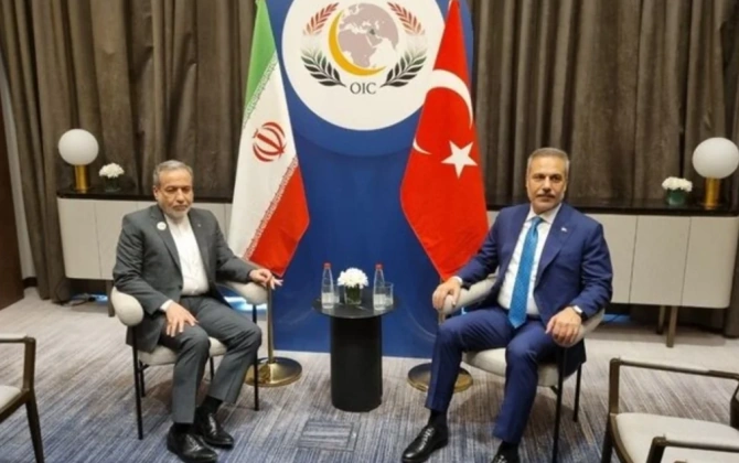 Türkiyə və İranın XİN başçıları Bağdadda regional məsələləri müzakirə ediblər