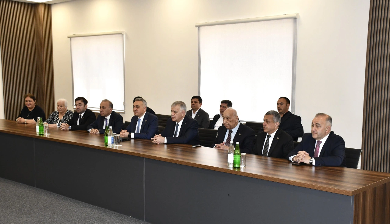 Vəkillər Kollegiyasının nümayəndə heyəti Qarabağ Universitetində - FOTOLAR