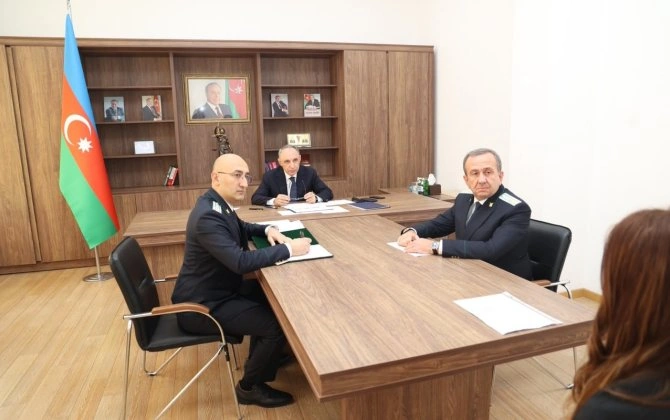 Baş prokuror vətəndaşları qəbul etdi - FOTOLAR