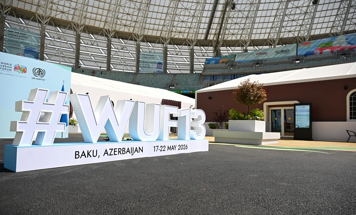 İlham Əliyev Bakı Olimpiya Stadionunun ərazisində WUF13 ilə bağlı görülən işlərlə tanış oldu - FOTO