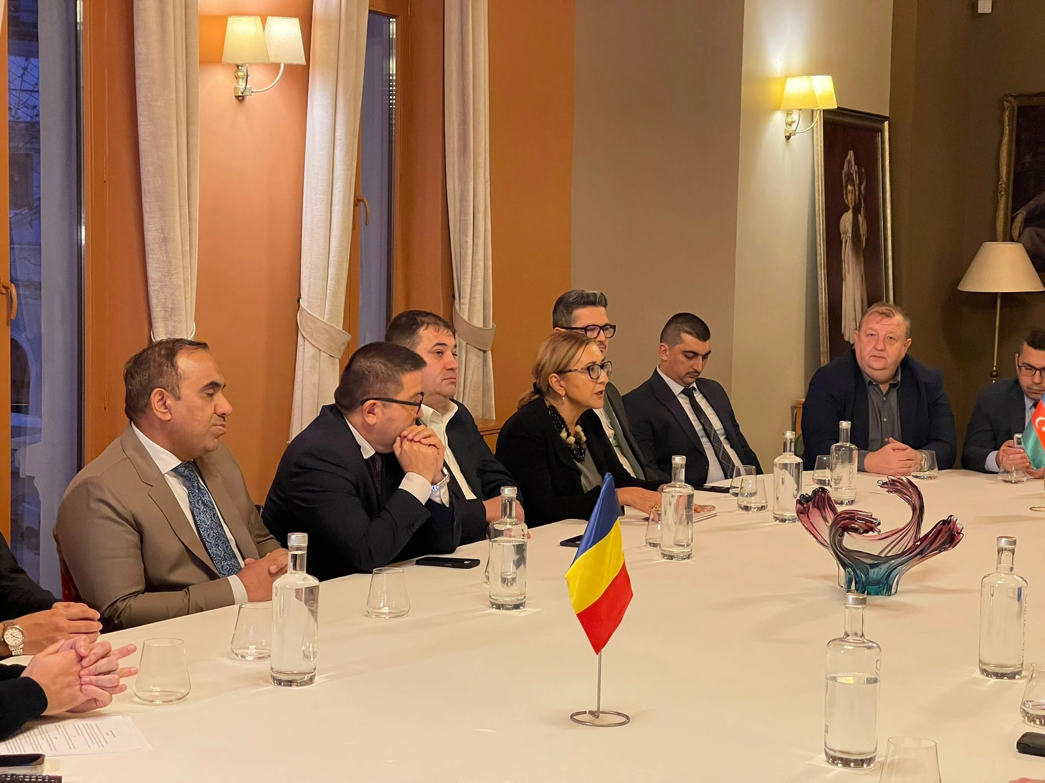 Ümummilli liderin xatirəsi Buxarestdə yad edildi - FOTOLAR