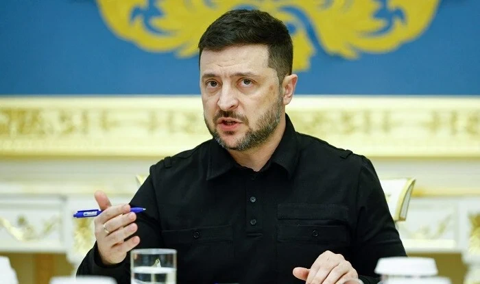 Zelenski Polşaya getməkdən imtina etdi