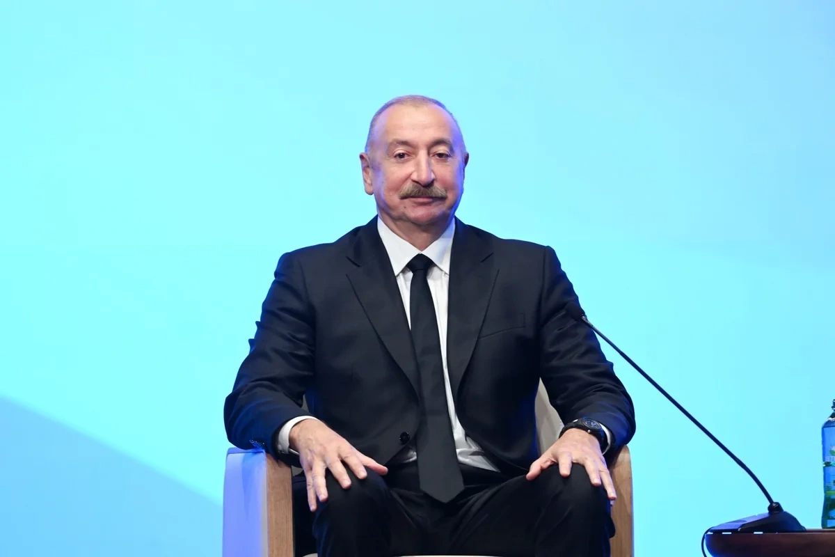Prezidentin sosial media hesablarında II Azərbaycan Beynəlxalq İnvestisiya Forumunda iştirakı barədə video paylaşılıb