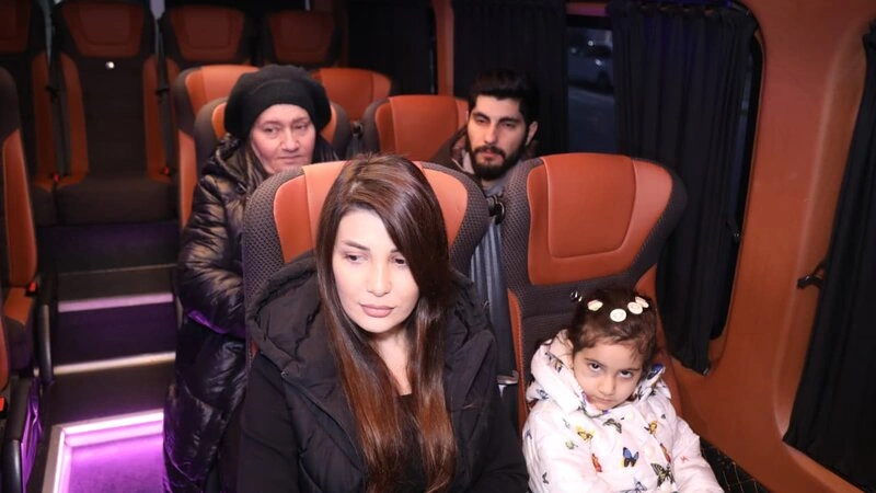 Horovlu kəndinə növbəti köç yola salındı - FOTO