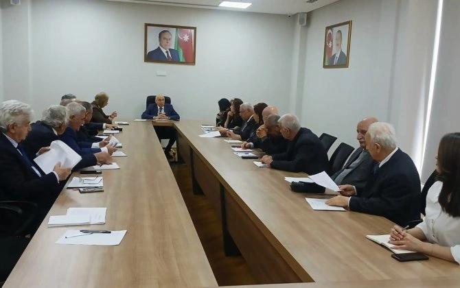 YAP Veteranlar Şurasının iclası keçirildi - FOTOLAR