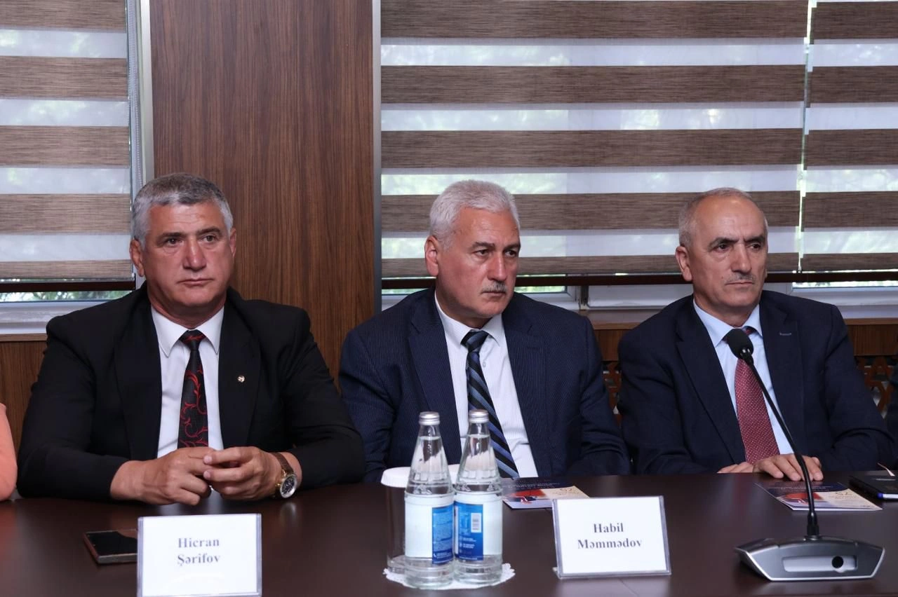 BSU-da Ənvər Abbasovun 75 illiyinə həsr olunan konfrans keçirilib - FOTO