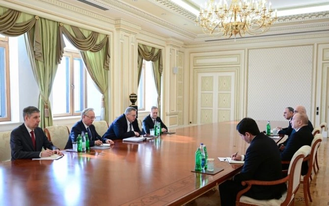 Azərbaycan Prezidenti Rusiya hökuməti sədrinin müavinini qəbul edib - FOTO