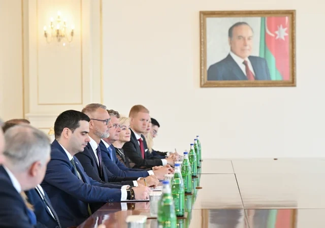 İlham Əliyev Slovakiya Milli Şurası sədrinin başçılıq etdiyi nümayəndə heyətini qəbul etdi - FOTO