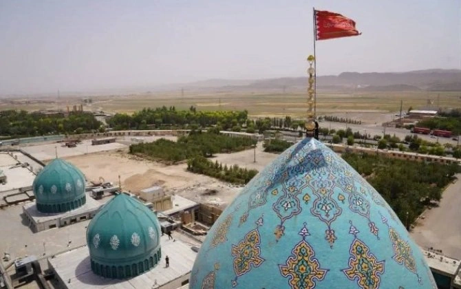 İran qisas bayrağını qaldırdı