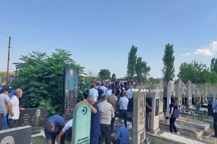 Odessa yaxınlığında vurulan gəminin kapitanı dəfn olundu - FOTO