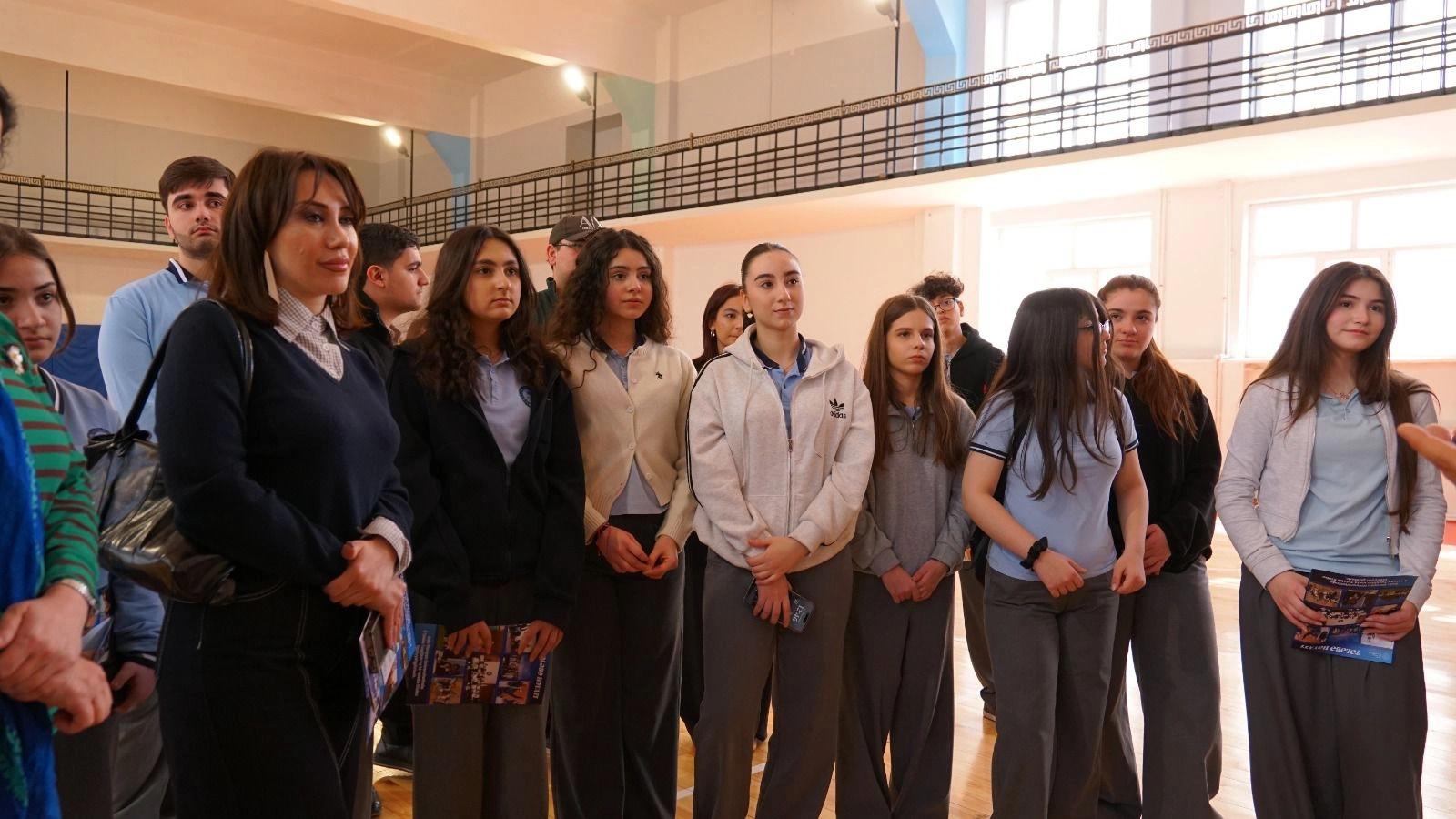BSU-da abituriyentlər üçün fürsət: maarifləndirici infoturlar başlayıb - FOTO