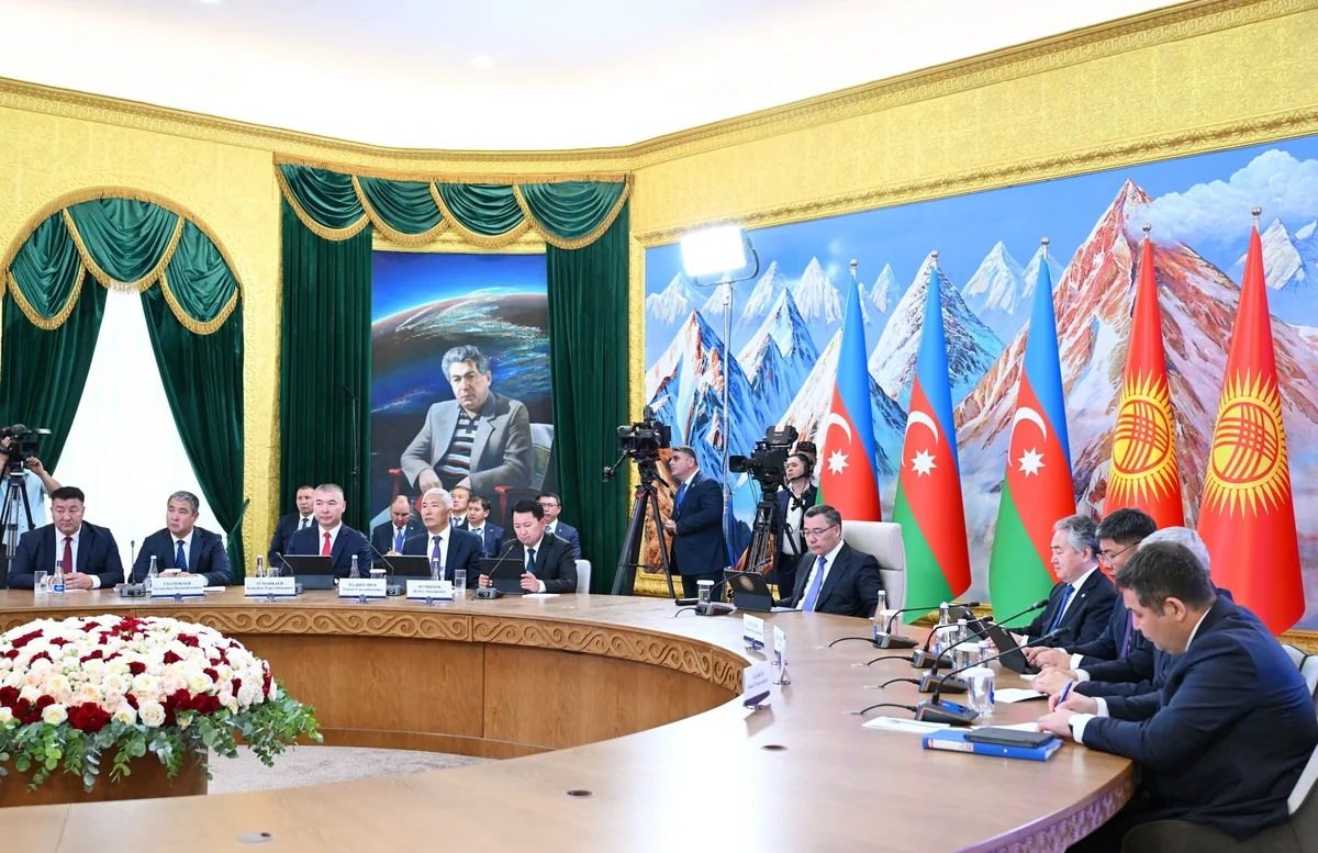 Azərbaycan və Qırğızıstan Dövlətlərarası Şuranın 3-cü iclası keçirilib - YENİLƏNİB