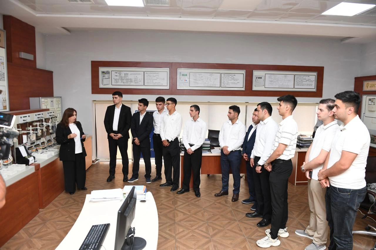 “Azərişıq” və Agentliyin birgə layihəsi: İşsizlər yeni imkanlar əldə edib -FOTOLAR