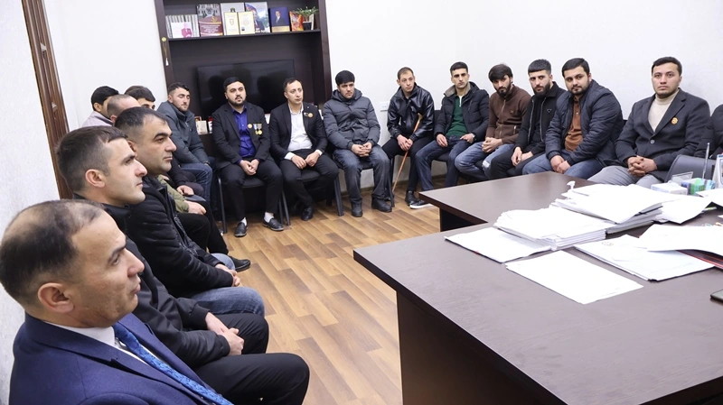 Polkovnik Cəlil Xəlilov Qubada veteranlarla görüşüb