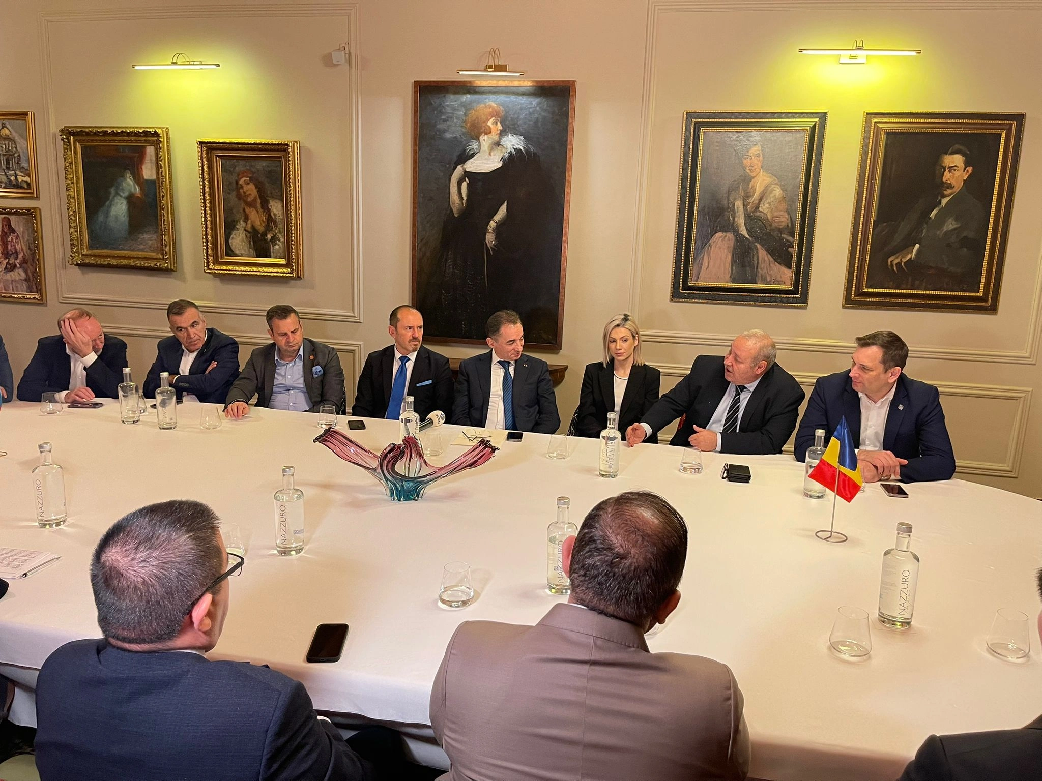 Ümummilli liderin xatirəsi Buxarestdə yad edildi - FOTOLAR