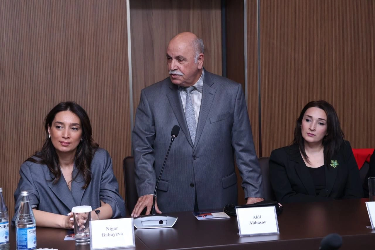 BSU-da Ənvər Abbasovun 75 illiyinə həsr olunan konfrans keçirilib - FOTO