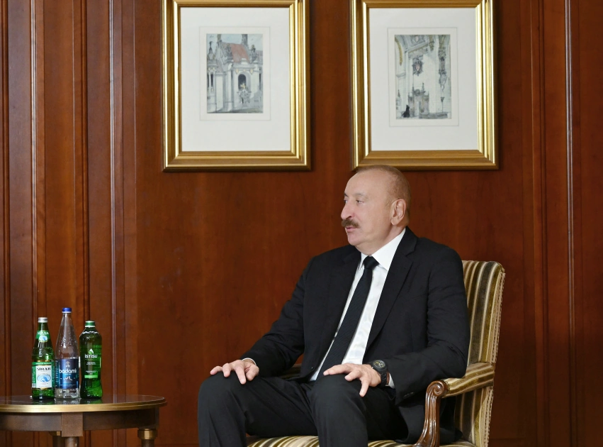 İlham Əliyev Almaniya İqtisadiyyatının Şərq Komitəsinin sədri Mixael Harms ilə görüşüb - FOTO