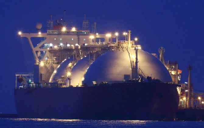 Böyük Britaniya Rusiyanın LNG daşıyıcılarına dəniz xidmətlərini qadağan edəcək