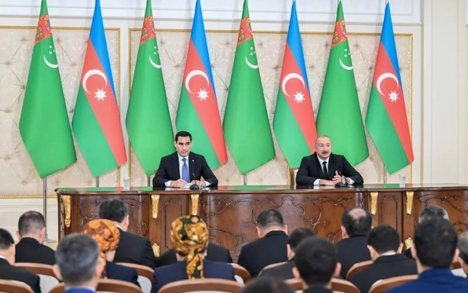 Prezidentlər mətbuata bəyanatlarla çıxış etdilər - FOTO