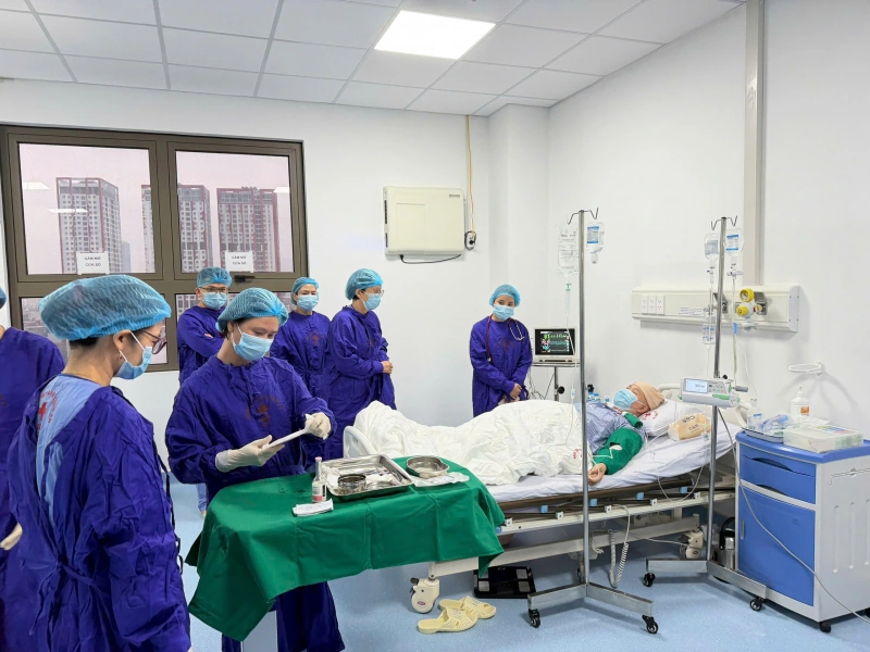 "Ağır limfomanı məğlub edən uğur: kök hüceyrə transplantasiyası xəstəni həyata qaytarıb" - Tibbdə böyük uğur