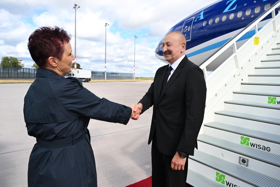 Prezident İlham Əliyev Almaniyaya rəsmi səfər edib - FOTO