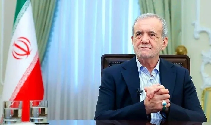 Dmitri Medvedyev İranda Pezeşkianla görüşdü