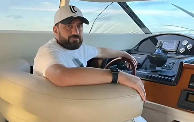 "Qumar kralı" qazandığı pullarla bir neçə ev alıb