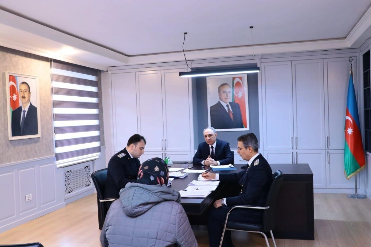 Kamran Əliyev Suraxanıda vətəndaşları qəbul edib - FOTOLAR