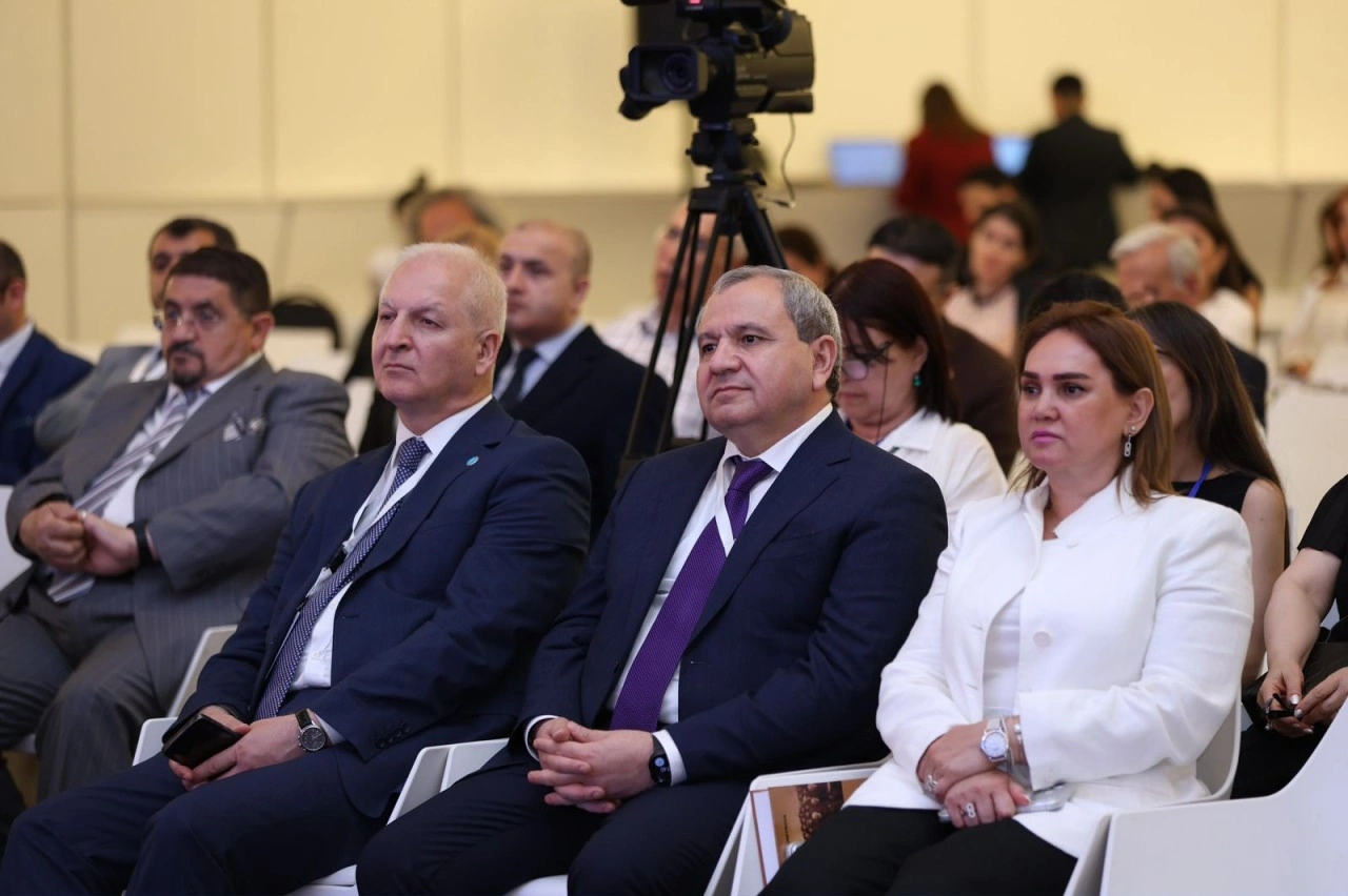 Heydər Əliyev Mərkəzində beynəlxalq konfrans keçirilib - FOTOLAR