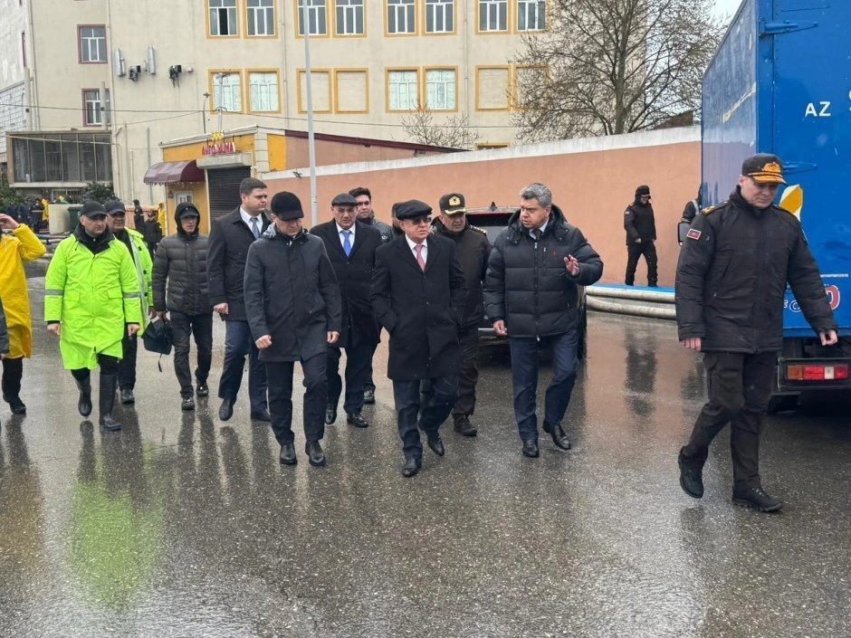 Kəmaləddin Heydərov Keşlədə suyun təsirinə məruz qalmış əraziyə gedib - FOTO/VİDEO