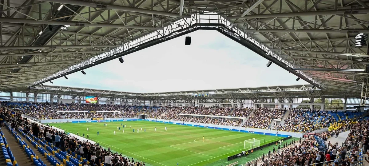 Böyük futbol Gəncəyə qayıtdı: Mövsümün tamaşaçı rekordu qırıldı