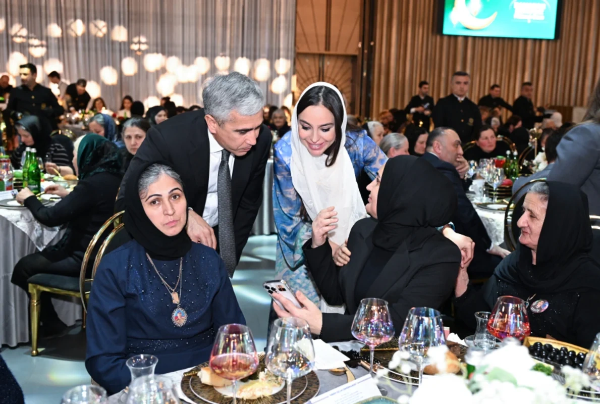 Şəhid analarının iştirakı ilə iftar süfrəsi təşkil olunub - FOTO