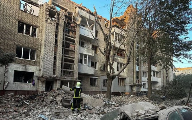 "Ukraynada dəhşətli gecə: Rusiya yüzlərlə raket və PUA ilə hücum edib: çoxuşaqlı ailə məhv olub" - Ukrayna KİV-ləri