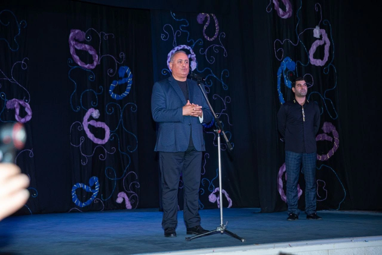 25 yaşlı Bakı Uşaq və Gənclər Teatrı-“Biz bura teatr yox, ailə kimi baxırıq”-FOTOLAR
