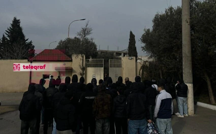 “Qarabağ” azarkeşləri “Neftçi” ilə matça buraxılmadı - Fotolar