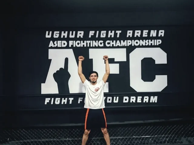 Azərbaycanda MMA döyüşçüsü vəfat etdi - FOTO