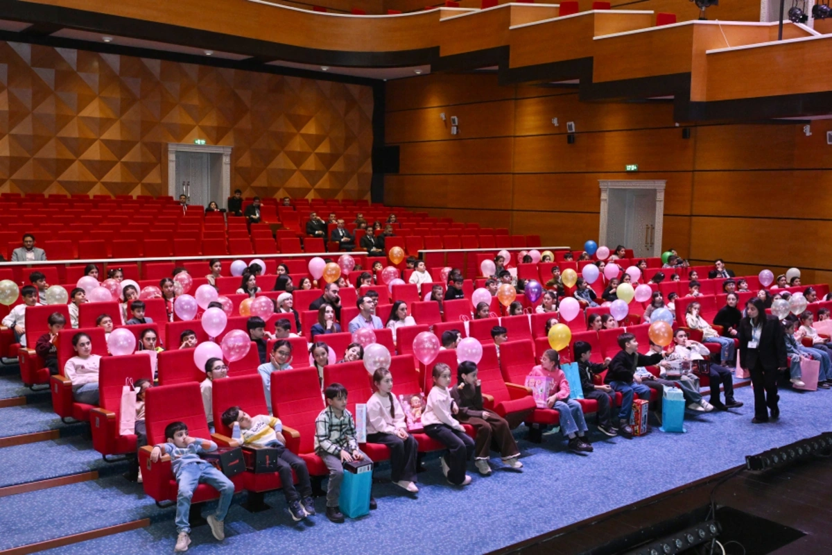 Gəncə Dövlət Dram Teatrında "İsi və Piti" animasiya serialının premyerası olub - FOTO