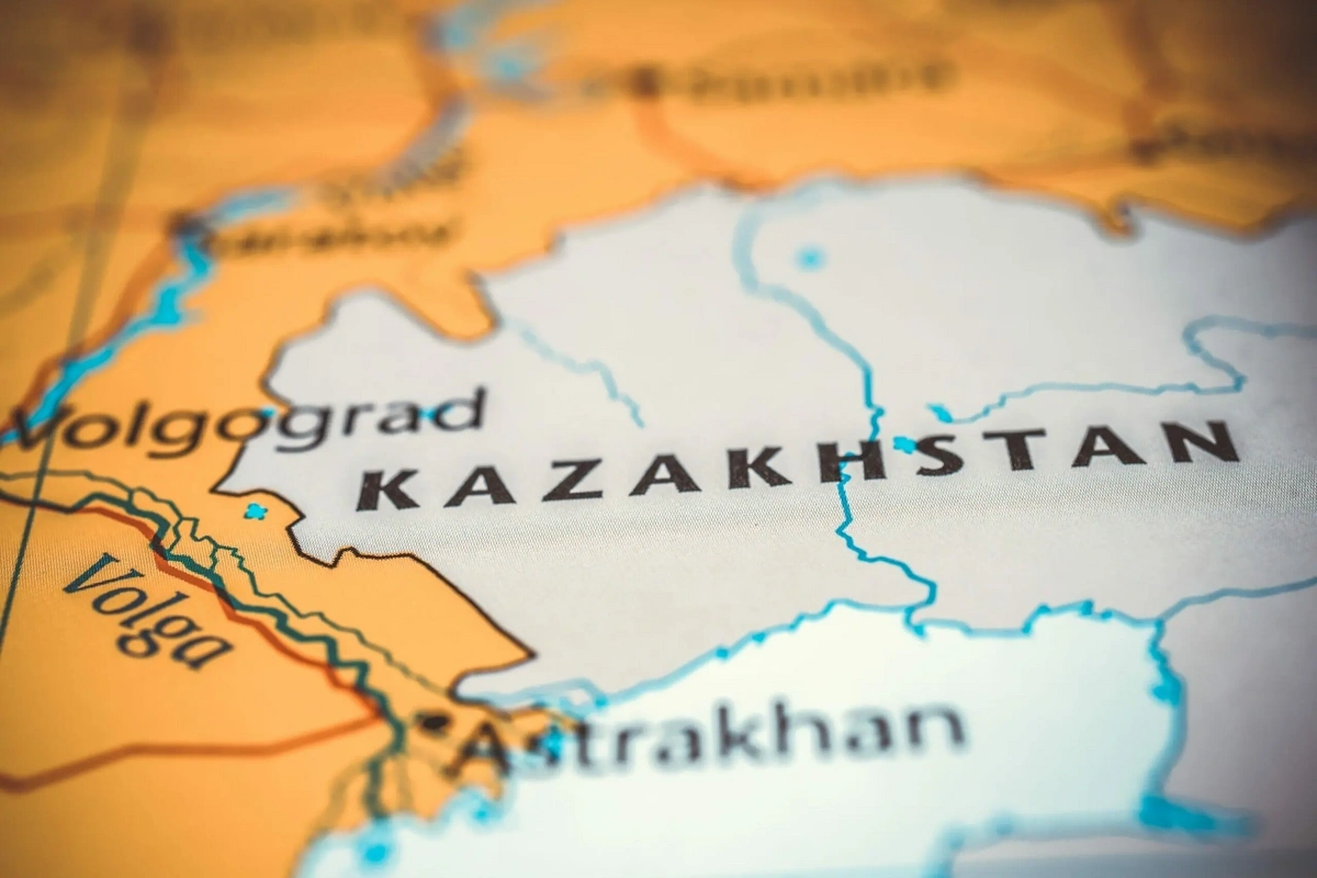 Qazaxıstanın dövlət müşaviri ölkə sərhədlərinin dəyişdirilməsindən danışdı