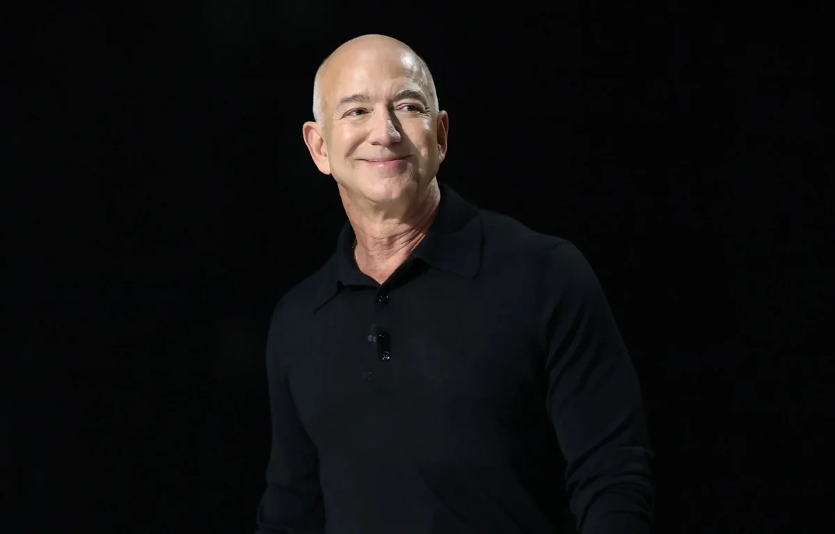 Ceff Bezos "Liverpul" klubunda 40%-ə yaxın pay əldə edib