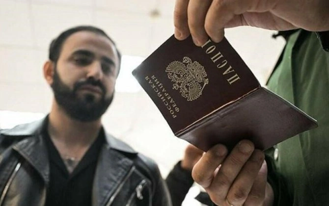 Rusiya immiqrantlar üçün tələbləri daha da sərtləşdirmək istəyir